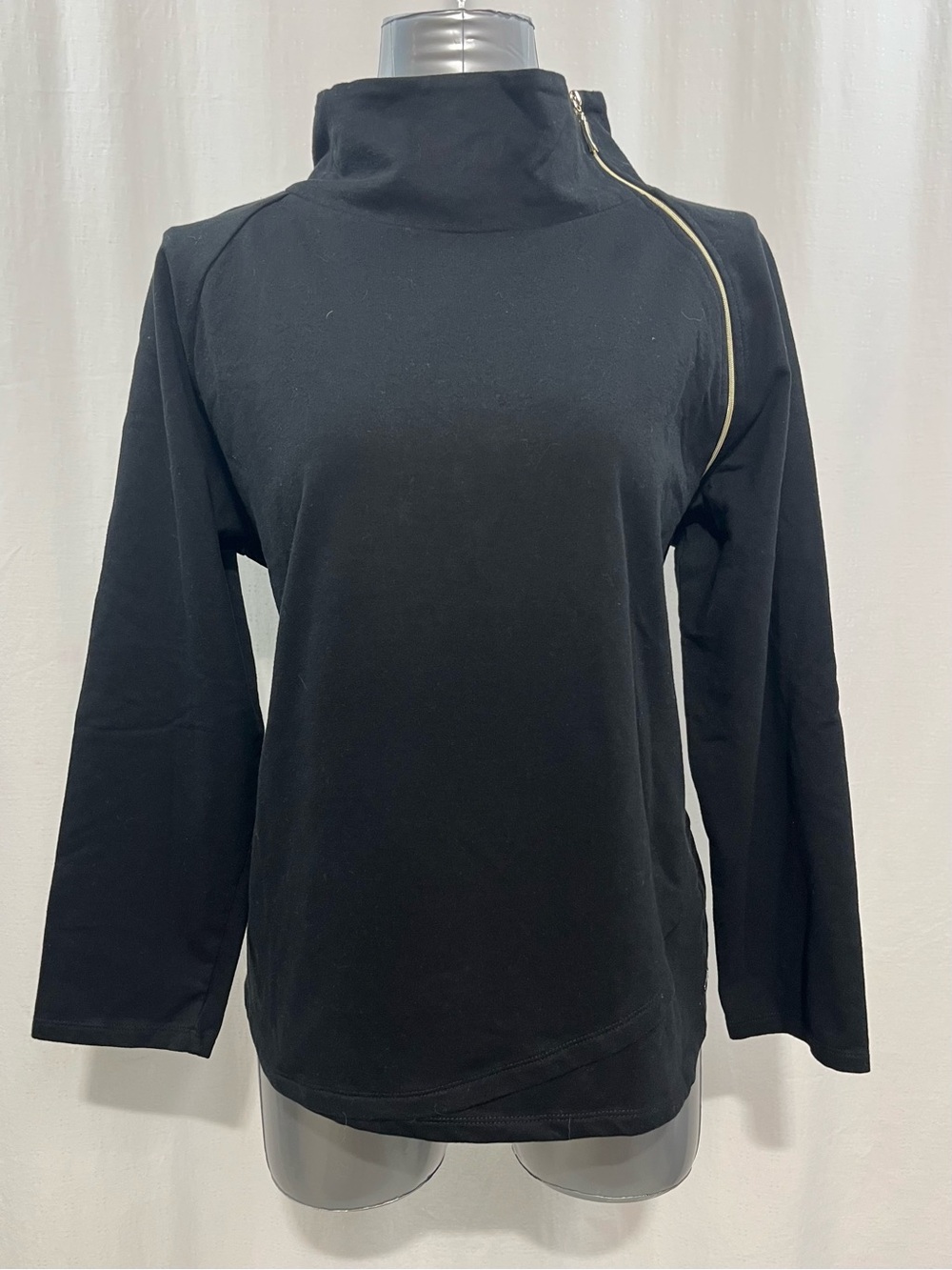 Black Rivet Asymmetric Side Zip Funnel Neck Long Sleeve woman’s Pullover 1733